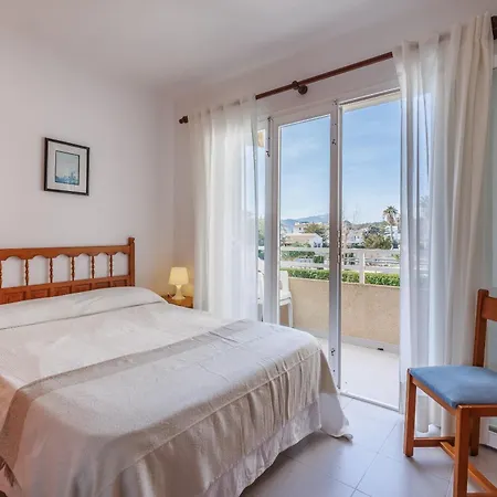 Xiprer, Apartment